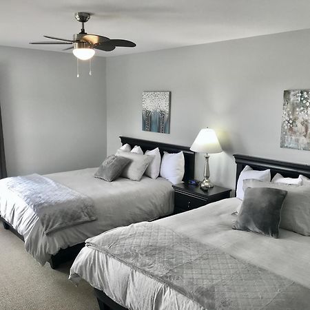 Stay In Gros Morne Rocky Harbour Exterior photo