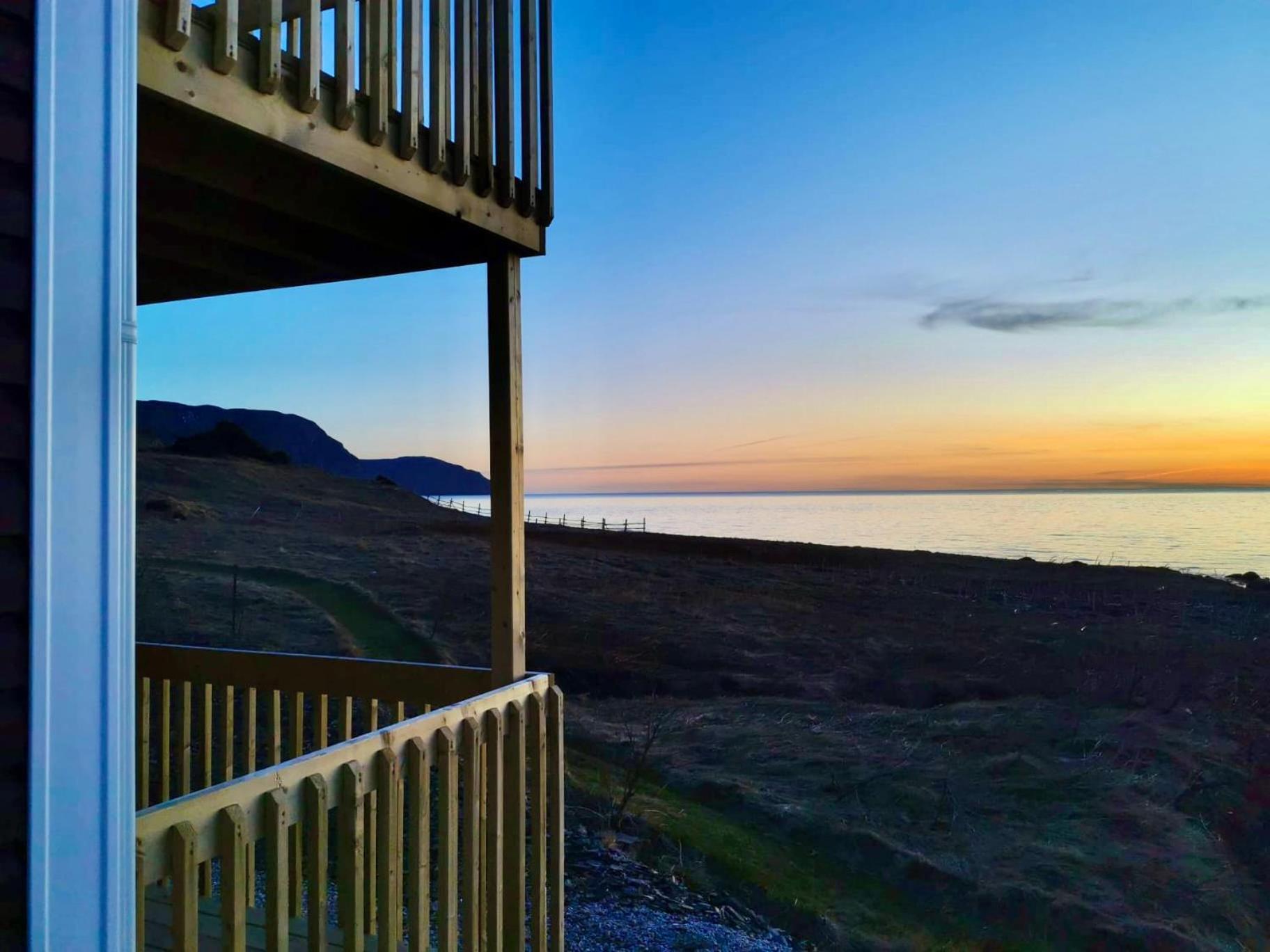 Stay In Gros Morne Rocky Harbour Room photo